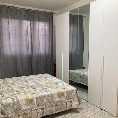 Appartamento Sulla Piazza 90 M Dal Mare Анцио Екстериор снимка