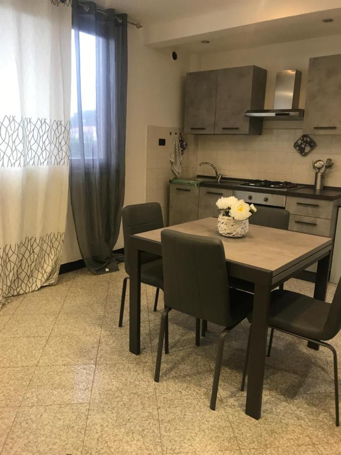 Appartamento Sulla Piazza 90 M Dal Mare Анцио Екстериор снимка